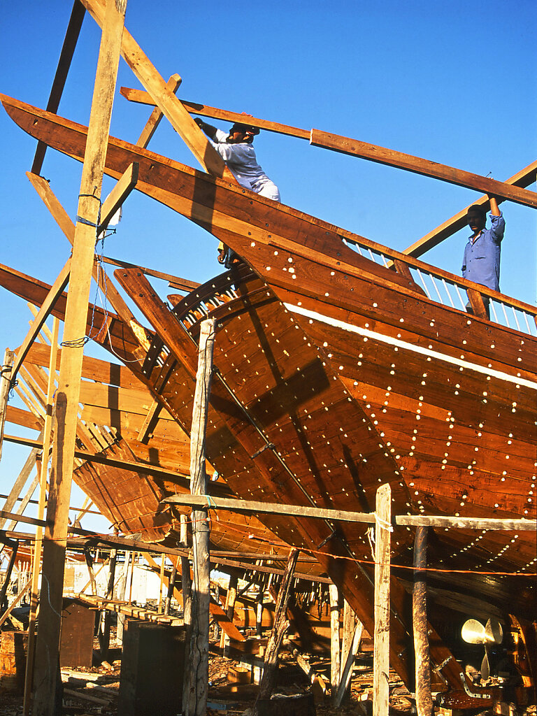 Dhauwerft in Sur / Dhow Shipyard in Sur