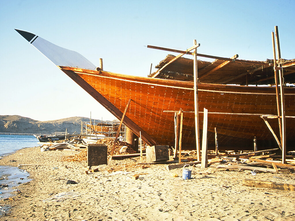 Dhauwerft in Sur / Dhow Shipyard in Sur