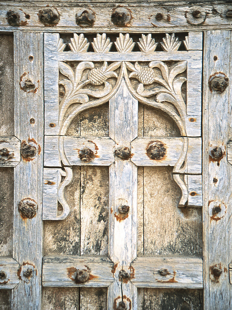 Holz Ornamente auf Tür / Wood ornaments on door