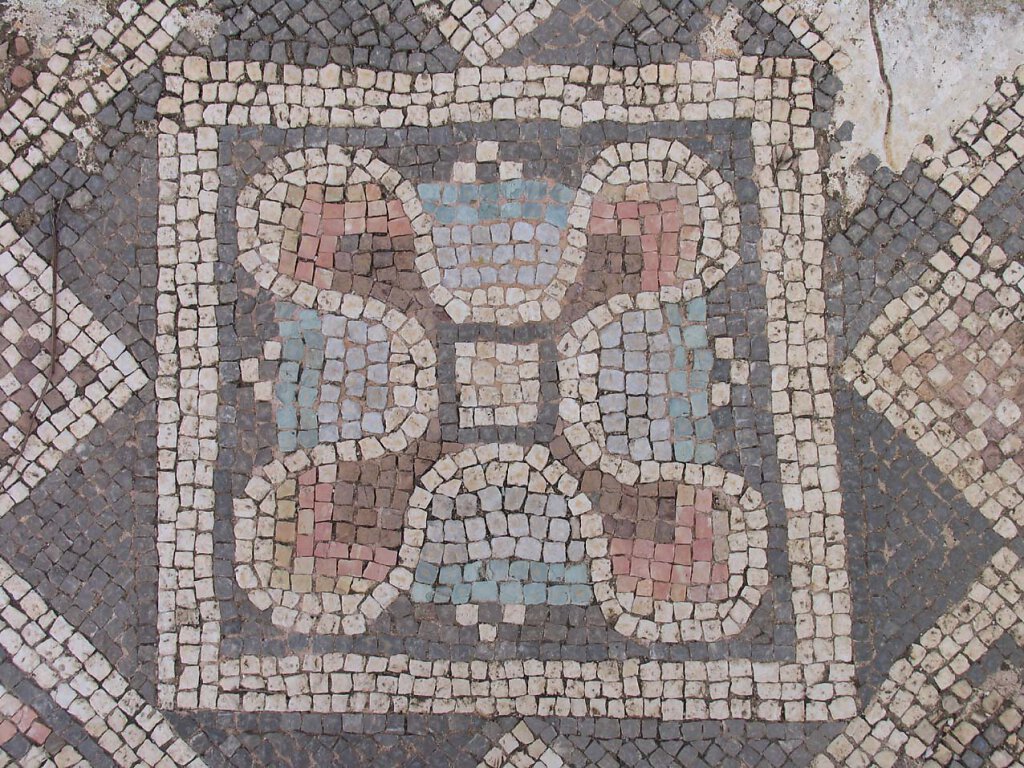 AGIOS TRIAS BASILIKA /  AYIOS TRIAS BASILICA