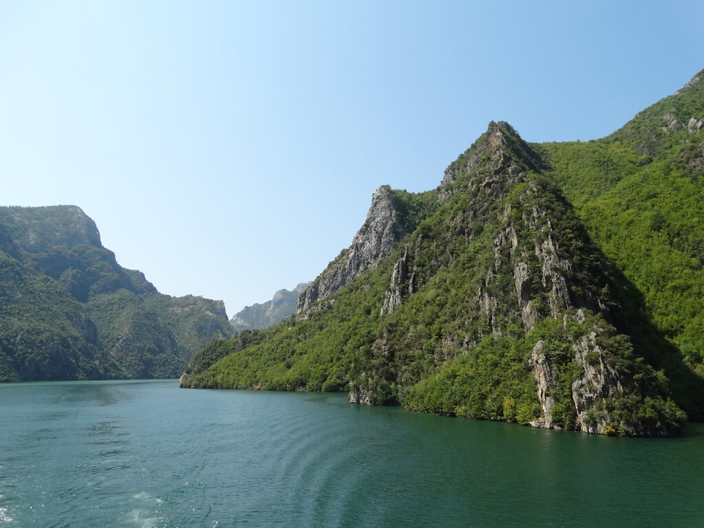 Komani See / Komani Lake