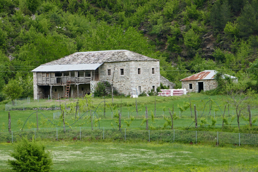 Komani See / Komani Lake