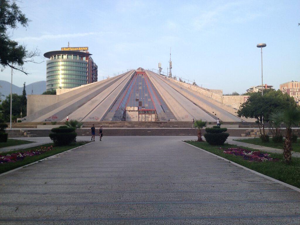 Tirana Impressionen / Impressions