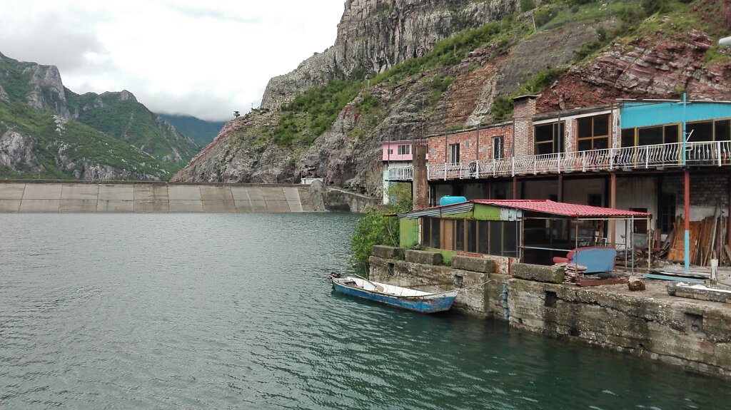 Komani See / Komani Lake